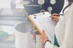 200x224 Produktzertifizierung | shutterstock_188355185_c_Mila Supinskaya Glashchenko